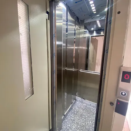 Downtown 2bedroom Balconies Ac Wifi Apartament *